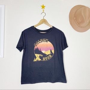 5th Sun Golden Hour Southwestern Coyote Graphic Tee
